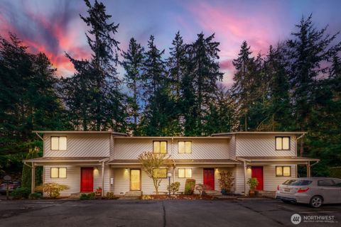 Photo of 22906 Edmonds Way #10, Edmonds, WA 98020 (MLS # 2489067)