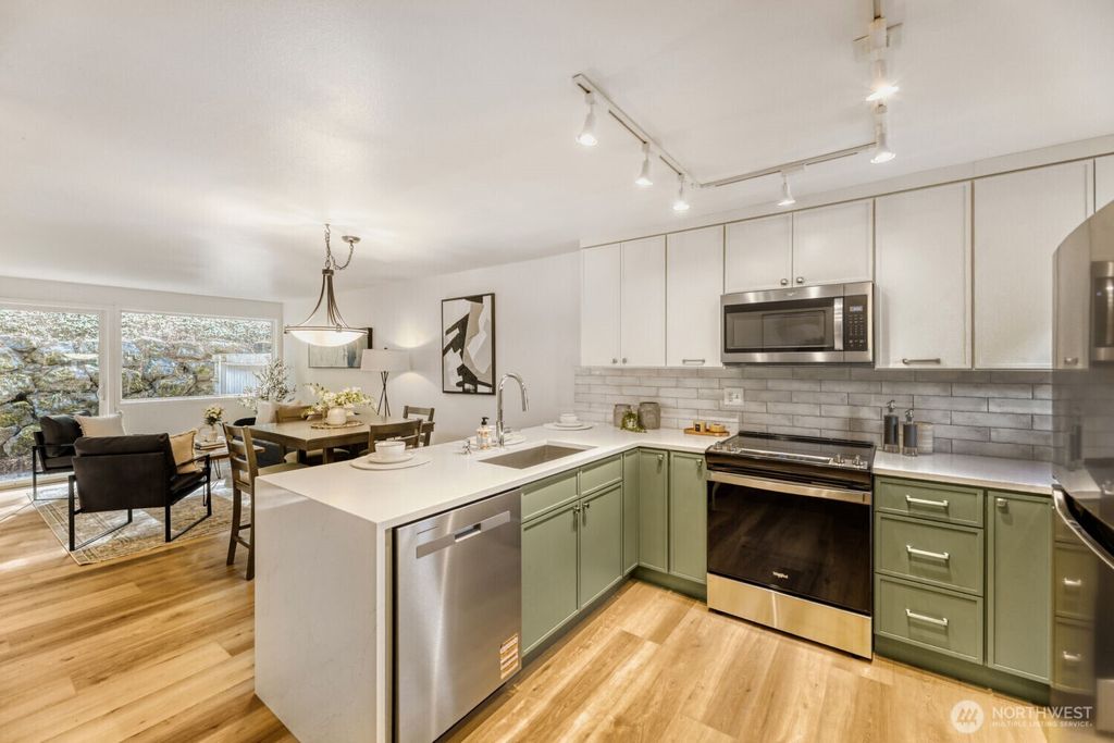 Photo of 22906 Edmonds Way #10, Edmonds, WA 98020 (MLS # 2489067)