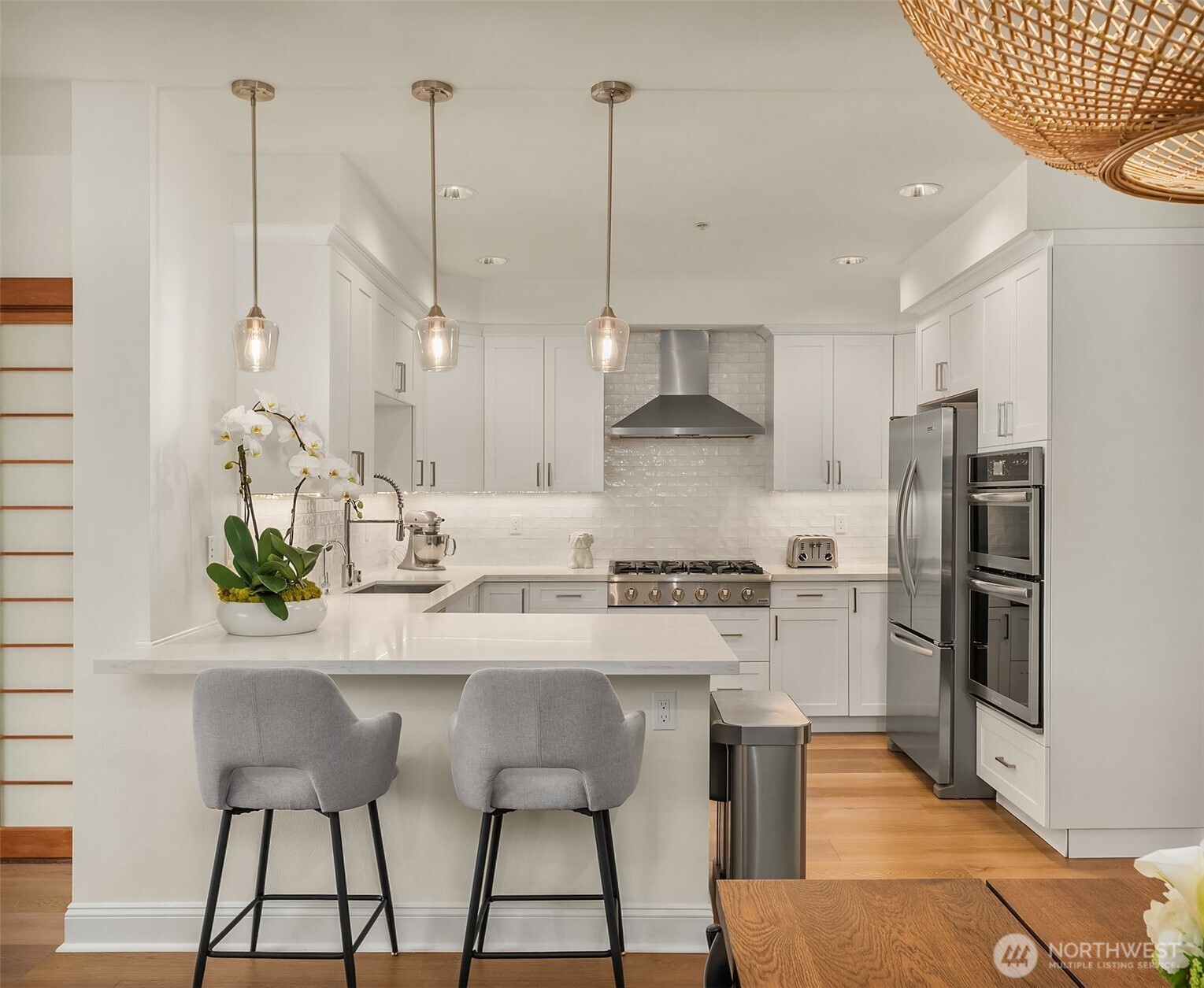 719 2nd Avenue W 202