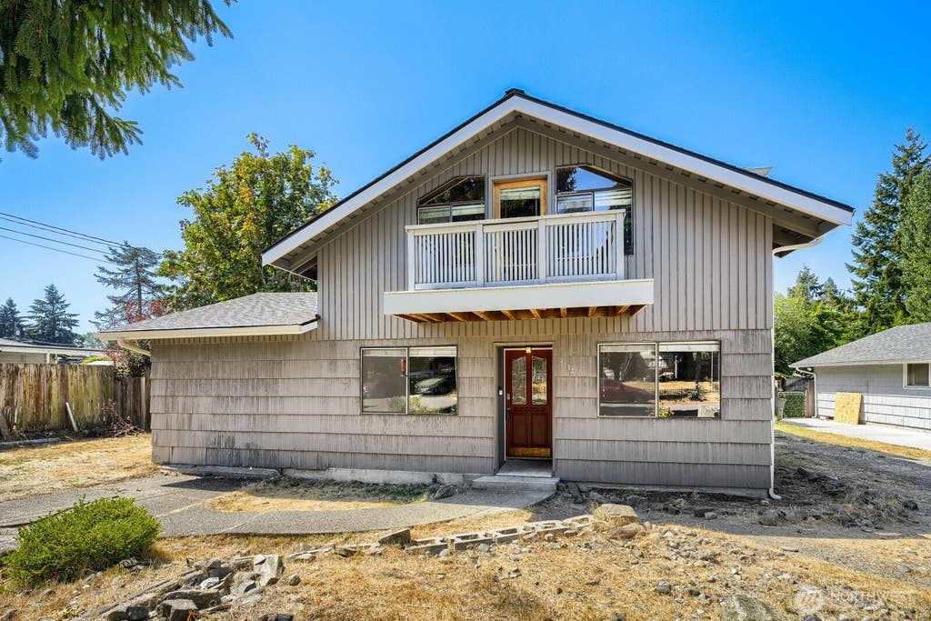 Photo of 31349 13th Avenue S, Federal Way, WA 98003 (MLS # 2572839)