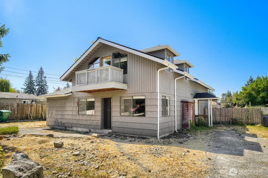 Photo of 31349 13th Avenue S, Federal Way, WA 98003 (MLS # 2572839)
