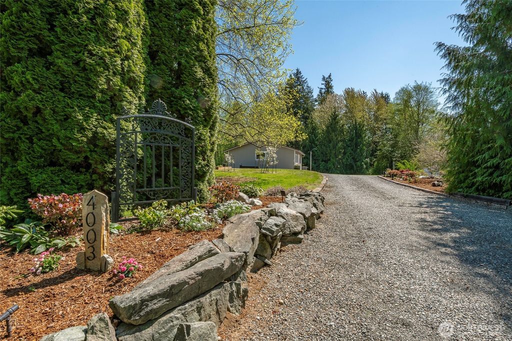 Photo of 4003 Hoier Rd, Blaine, WA 98230 (MLS # 2509688)