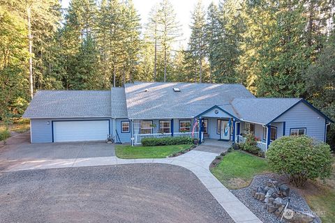 Photo of 2213 NW Mountain View Road, Silverdale, WA 98383 (MLS # 2452289)