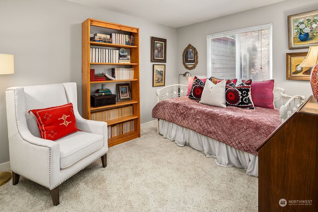 listing image 9362221830866745581