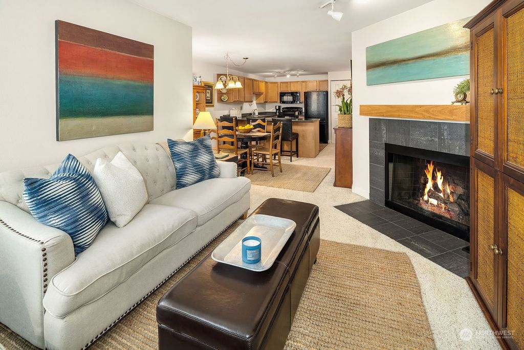 listing image 9361358045312947020