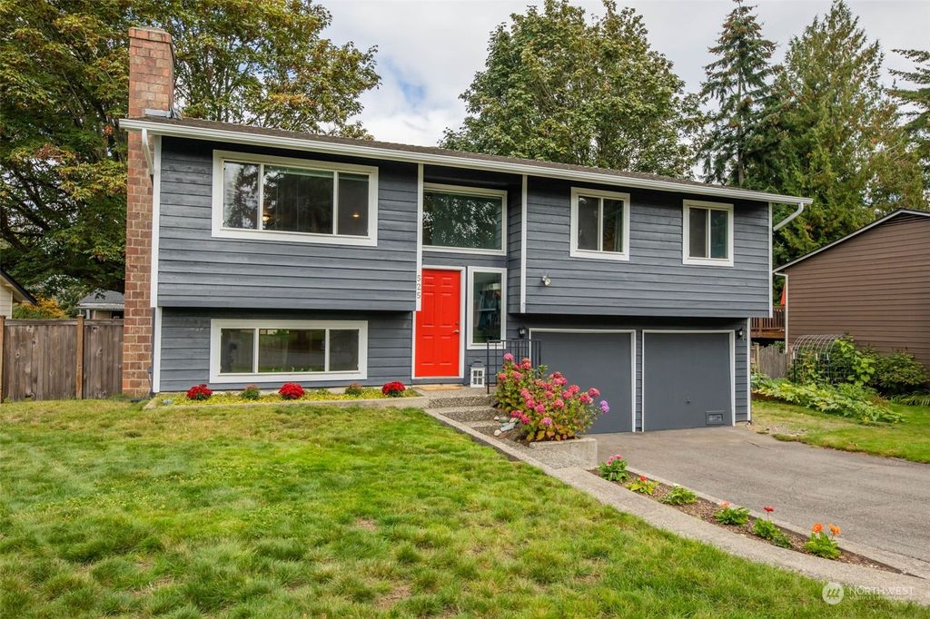 Photo of 525 222 Street SW, Bothell, WA 98021 (MLS # 2297474)