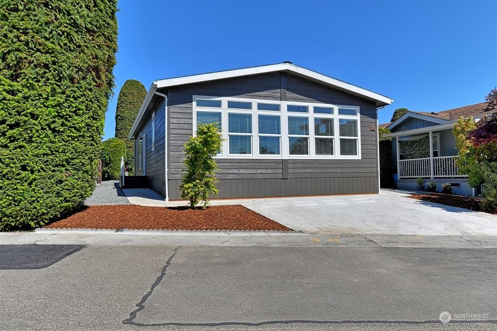 Photo of 23825 15th Avenue SE #39, Bothell, WA 98021 (MLS # 2235954)