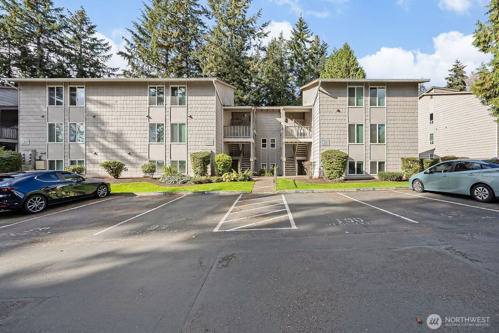 Photo of 33011 18th Place S #F-108, Federal Way, WA 98003 (MLS # 2402325)