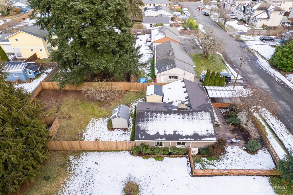 Photo of 1302 N 188th Street, Shoreline, WA 98133 (MLS # 2331571)