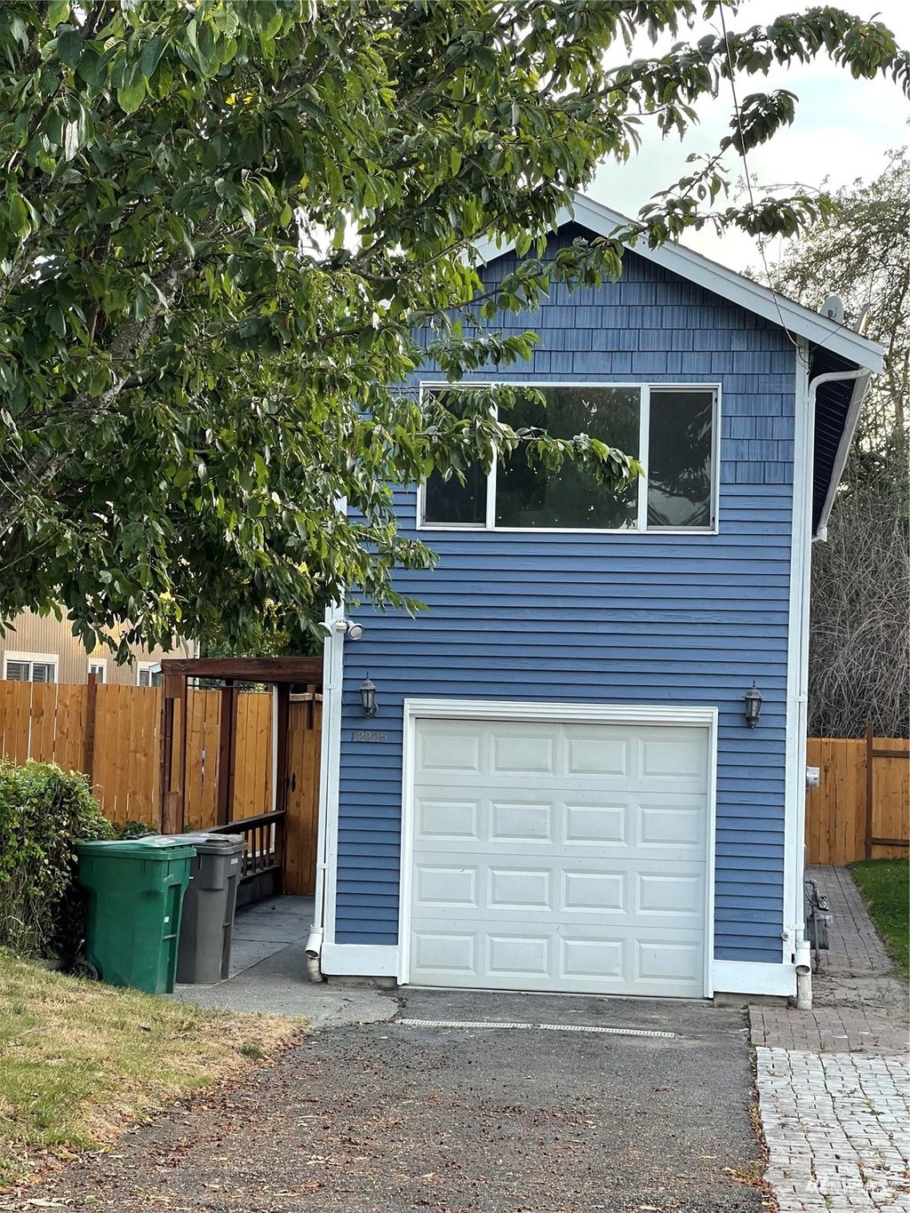 Photo of 12225 47th Avenue S, Tukwila, WA 98178 (MLS # 1976820)