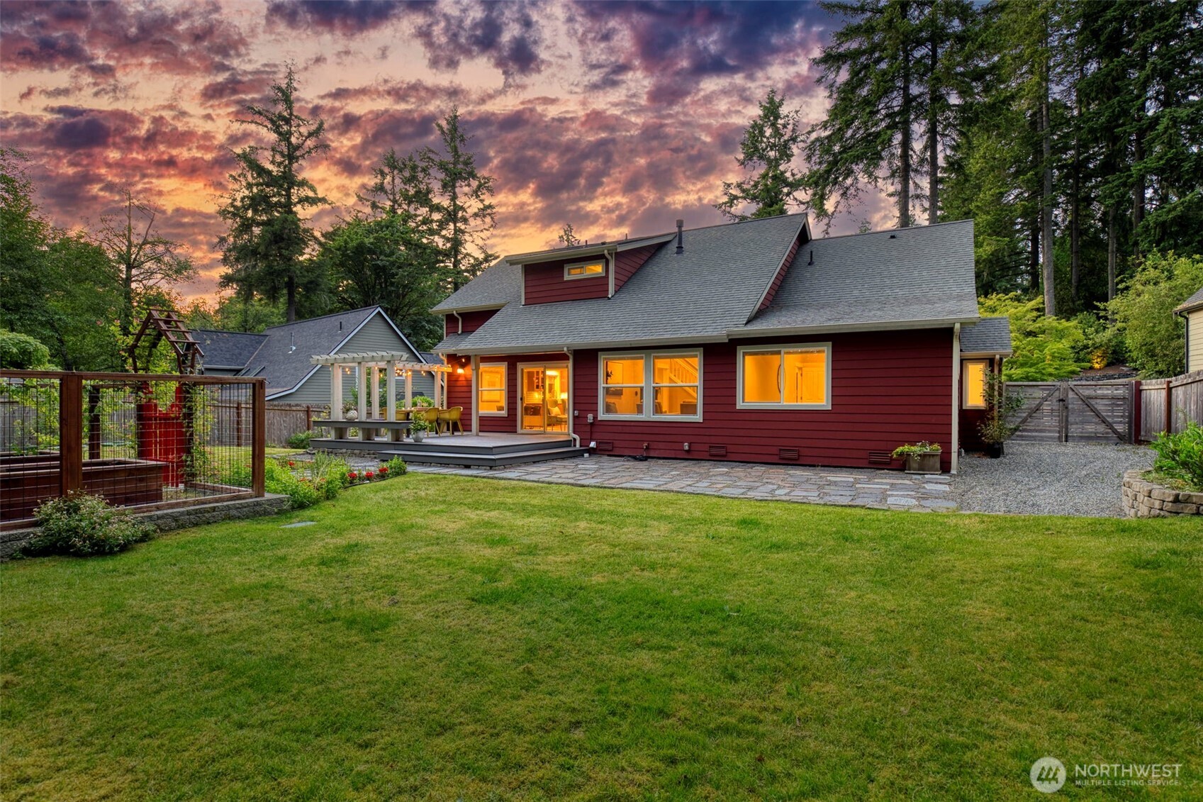 8277 New Holland Ct