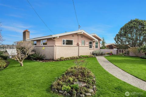 2530 26th Avenue W Seattle WA 98199