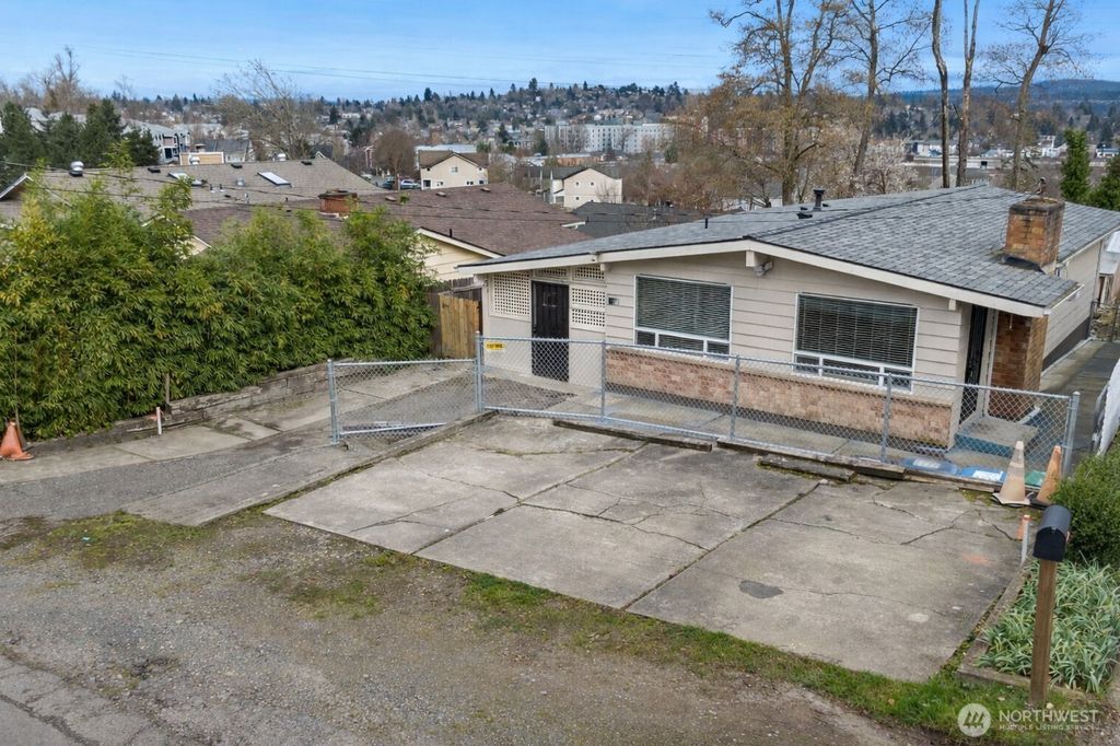 Photo of 7226 33rd Avenue S, Seattle, WA 98118 (MLS # 2486020)