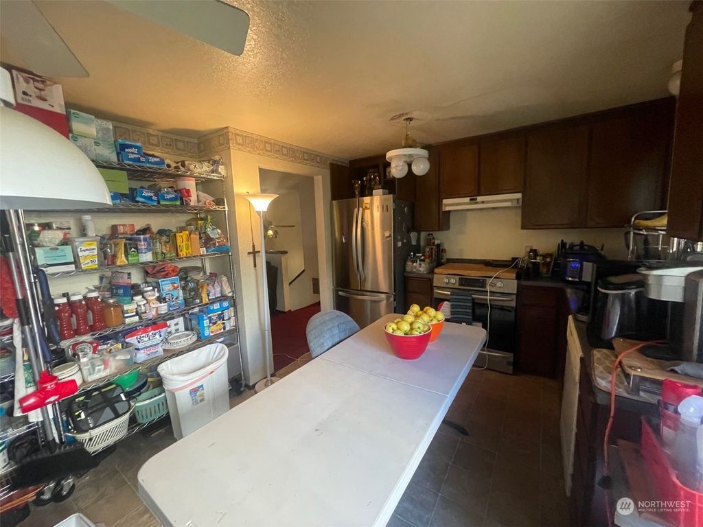Photo of 6601 Glenwood Avenue, Everett, WA 98203 (MLS # 2306322)