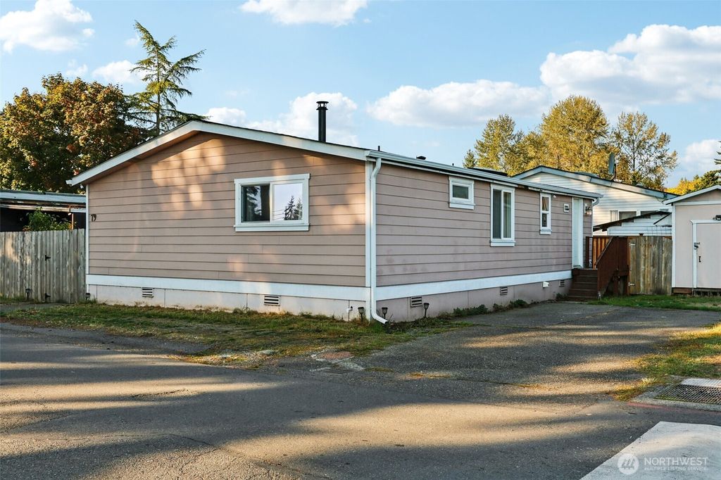 Photo of 15232 SE 272nd Street #79, Kent, WA 98042 (MLS # 2440614)