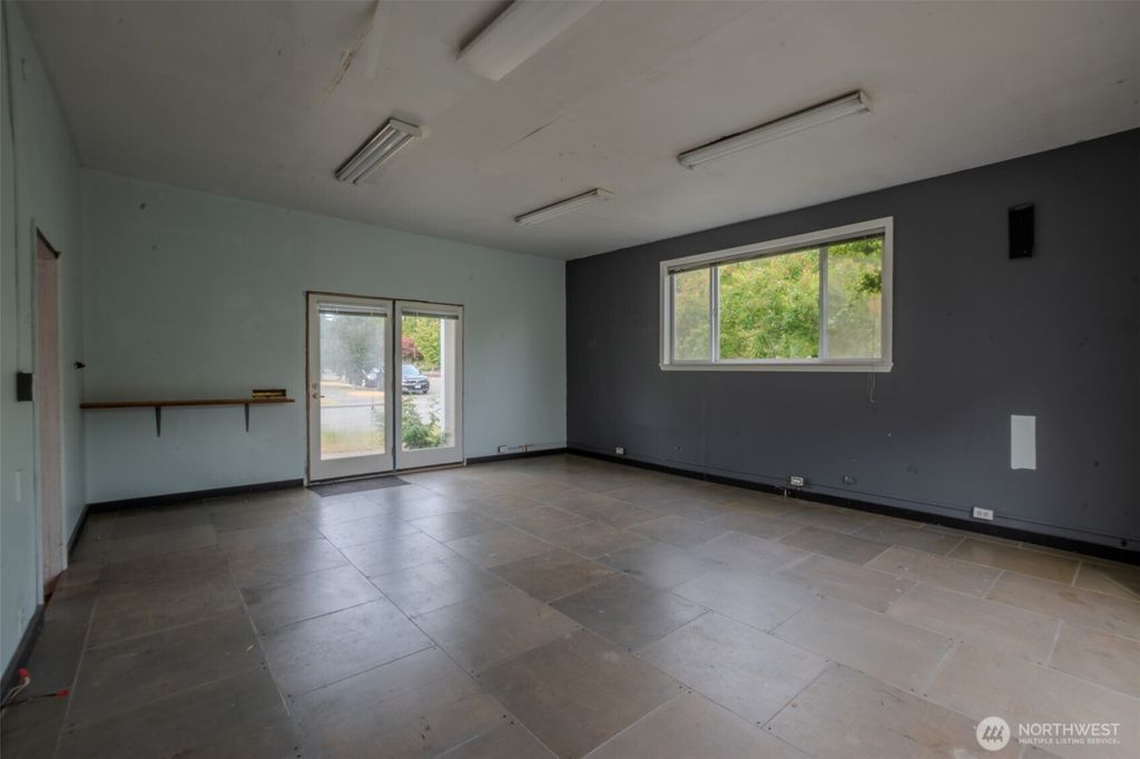 Photo of 2301 NW 67th Street, Seattle, WA 98117 (MLS # 2398813)