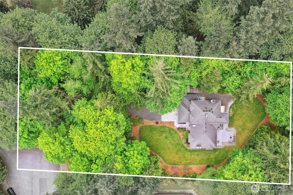 Photo of 9244 215th Avenue NE, Redmond, WA 98053 (MLS # 2380260)