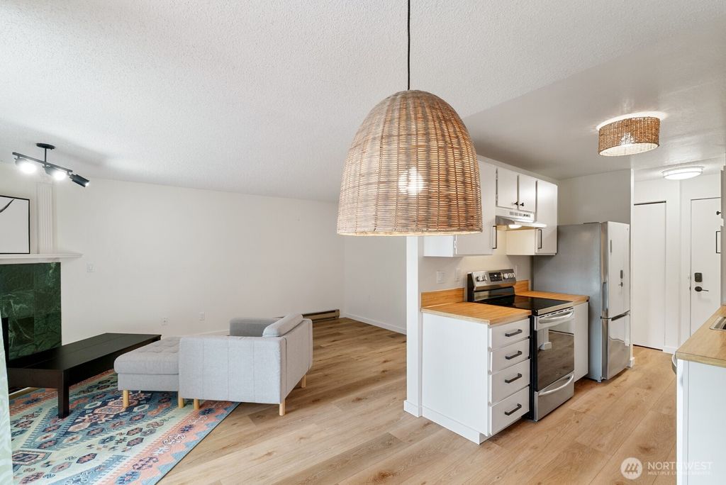 Photo of 12744 NE 116th Street #K33, Kirkland, WA 98034 (MLS # 2422574)