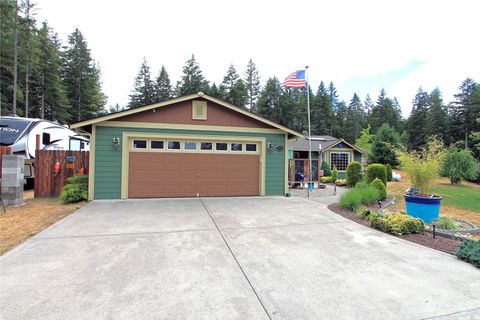 A home in Belfair