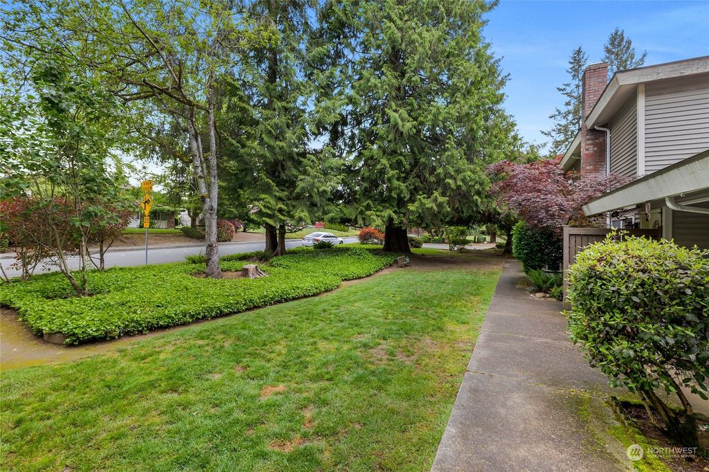 Photo of 424 214th St SW, #24B St, Bothell, WA 98021 (MLS # 2240731)