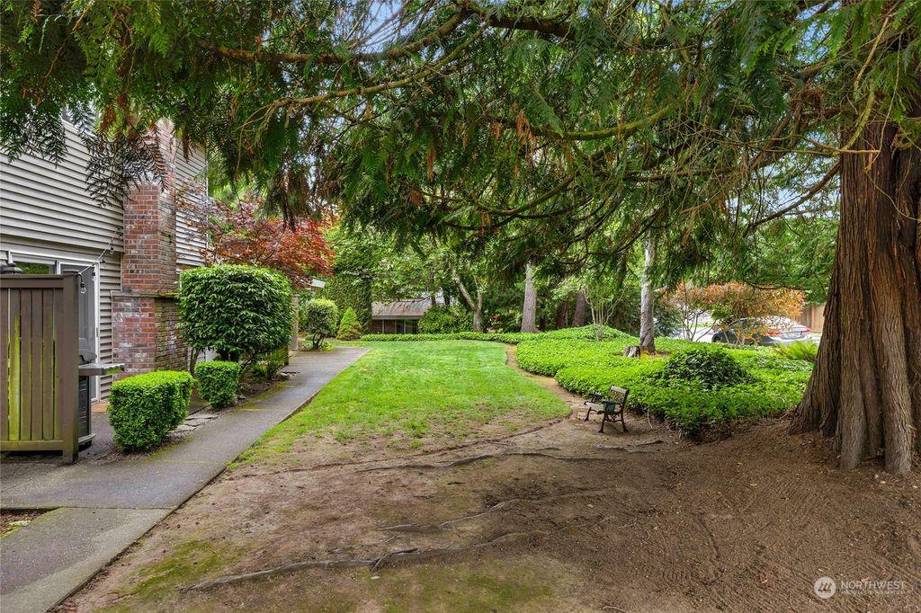 Photo of 424 214th St SW, #24B St, Bothell, WA 98021 (MLS # 2240731)