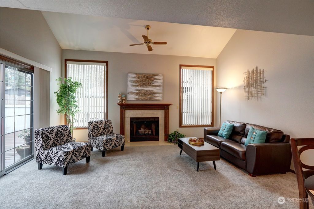 Photo of 23416 130th Avenue SE, Kent, WA 98031 (MLS # 2194717)