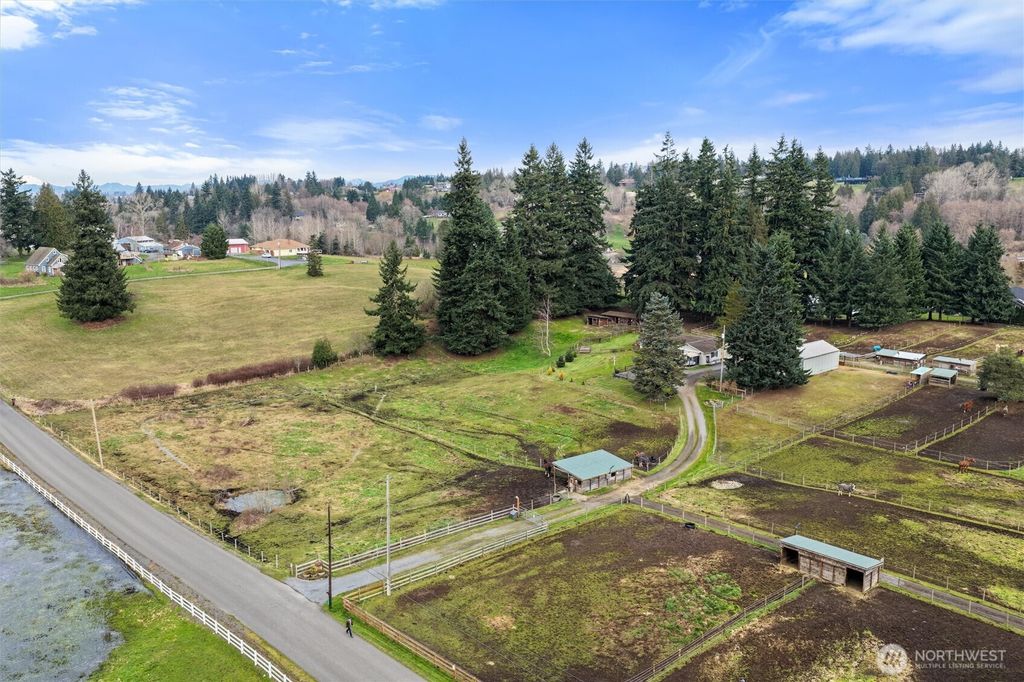 Photo of 7229 65th Avenue SE, Snohomish, WA 98290 (MLS # 2474678)