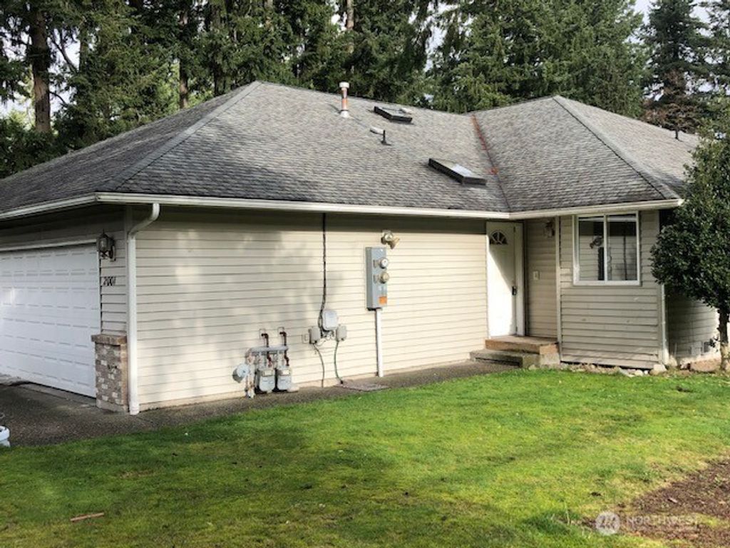 Photo of 2001 131st Avenue NE, Lake Stevens, WA 98258 (MLS # 2468944)