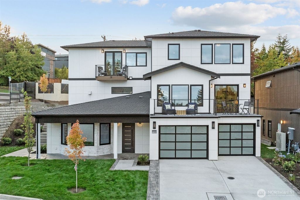 Photo of 15908 12th Place W, Lynnwood, WA 98087 (MLS # 2465636)