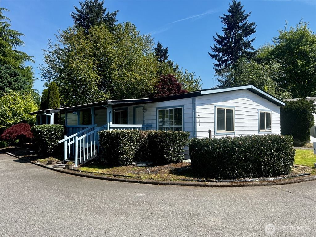 Photo of 4248 A St SE ST #411, Auburn, WA 98002 (MLS # 2520260)