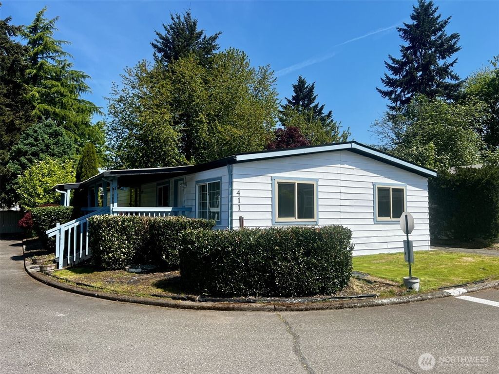 Photo of 4248 A St SE ST #411, Auburn, WA 98002 (MLS # 2520260)