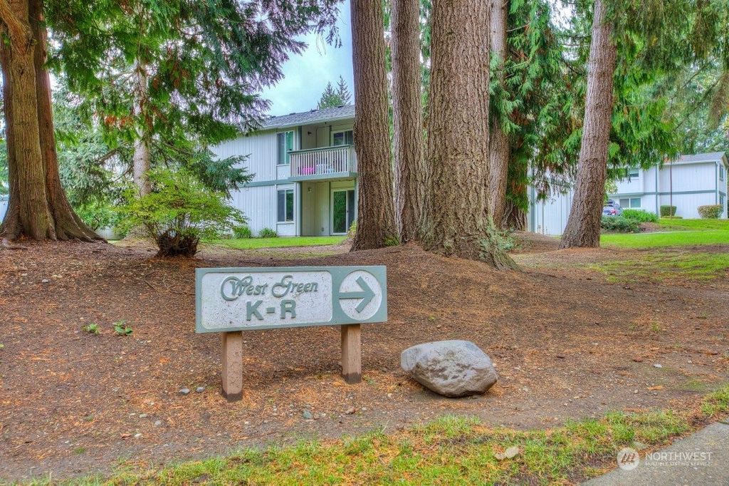 Photo of 32304 4th Place S #R6, Federal Way, WA 98003 (MLS # 2178665)