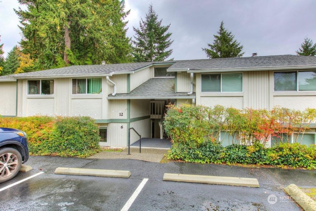 Photo of 32304 4th Place S #R6, Federal Way, WA 98003 (MLS # 2178665)