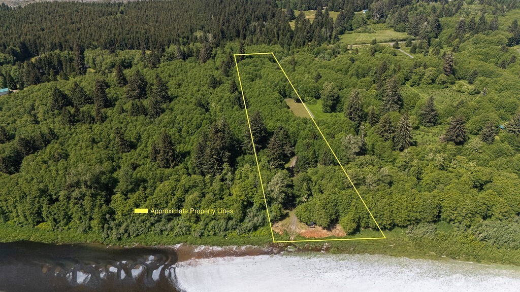 745 Green Road