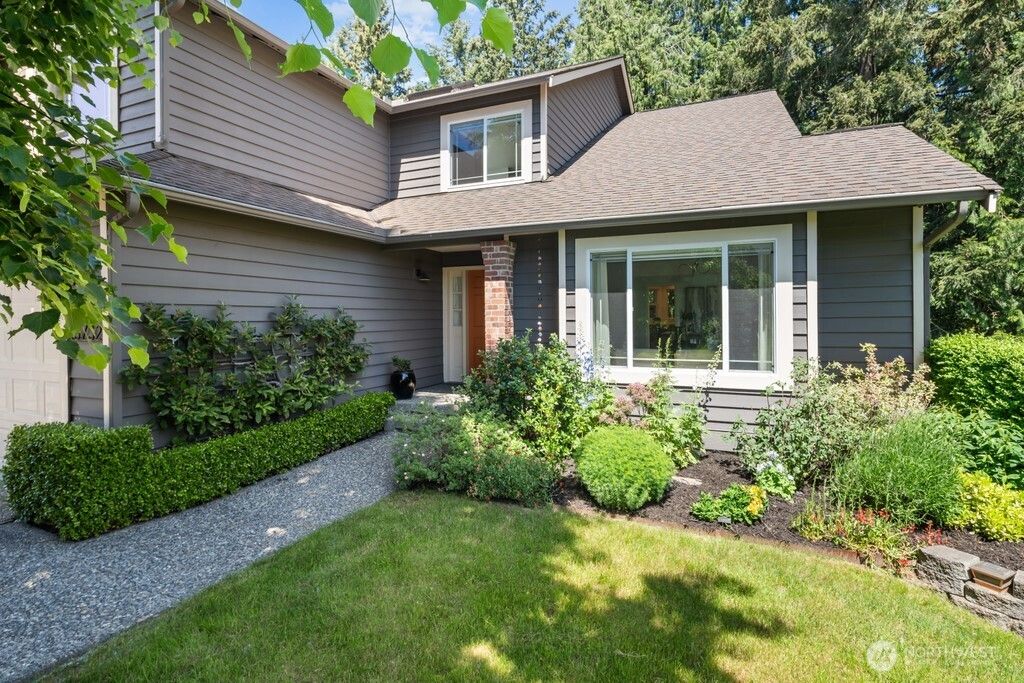 Photo of 15732 111th Avenue NE, Bothell, WA 98011 (MLS # 2529183)