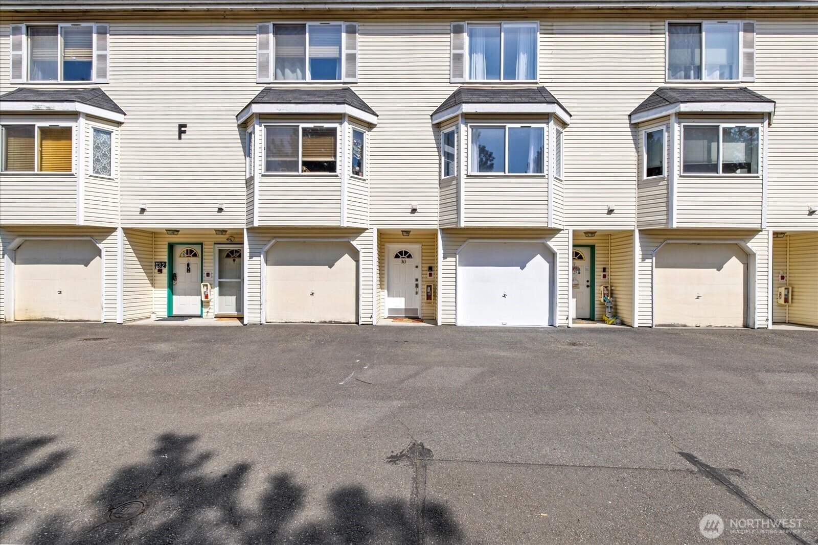 833 SW Sunset Boulevard F30