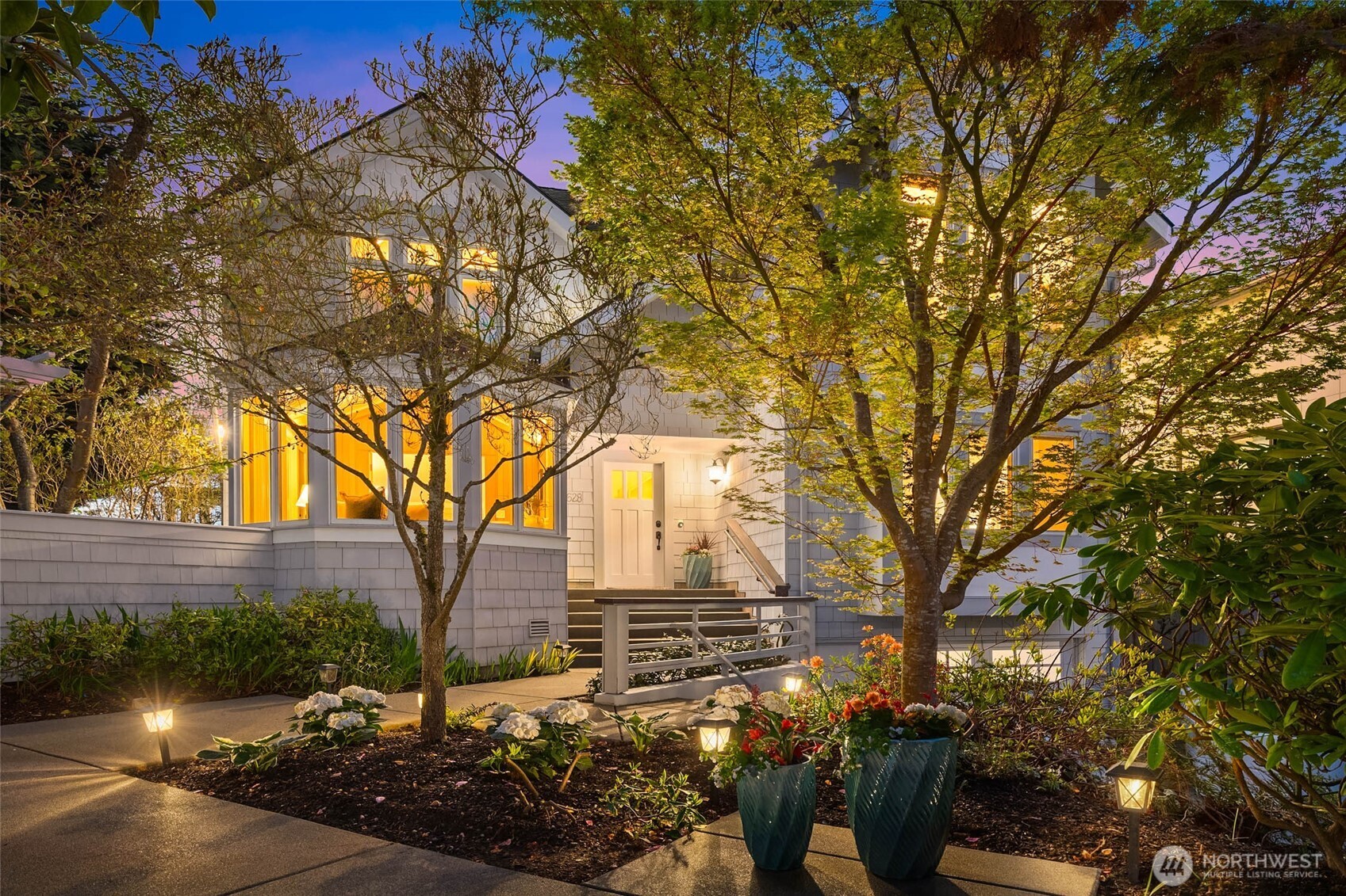 2628 NW Esplanade