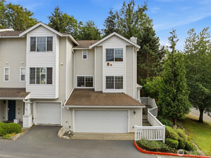 2300 Benson Road S F5