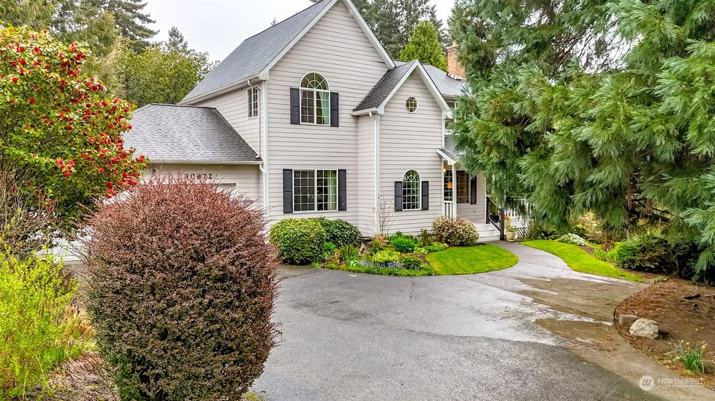 Photo of 30822 26th Avenue SW, Federal Way, WA 98023 (MLS # 2219118)