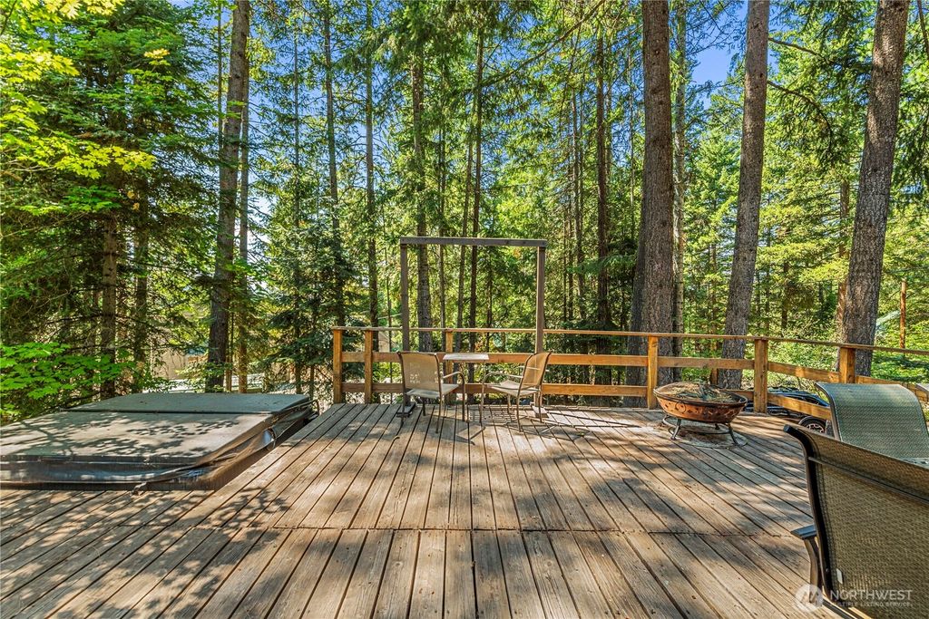 Photo of 20 Deer Point Lane, Ronald, WA 98940 (MLS # 2472867)