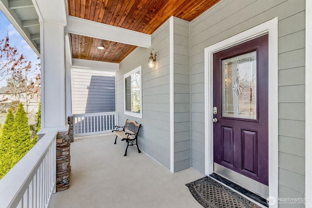 Photo of 20412 123rd Avenue NE, Bothell, WA 98011 (MLS # 2505837)