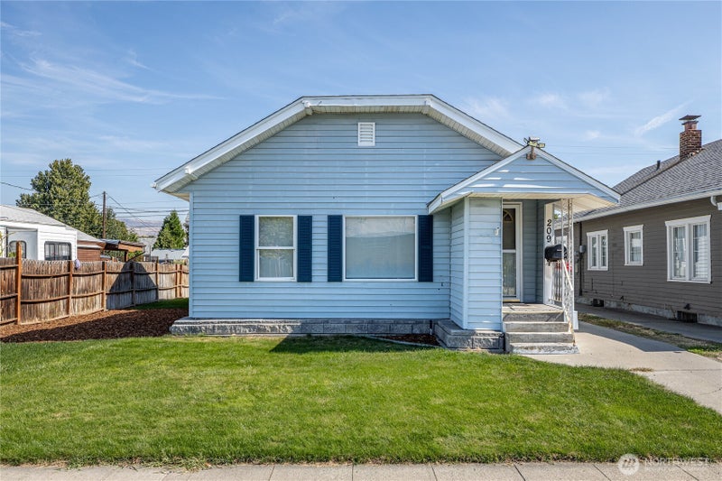 209 Fuller Street
