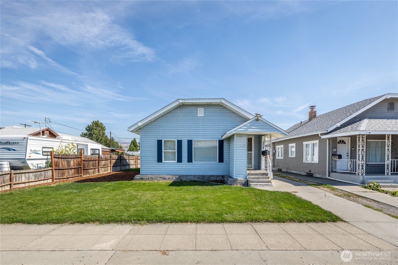 209 Fuller Street