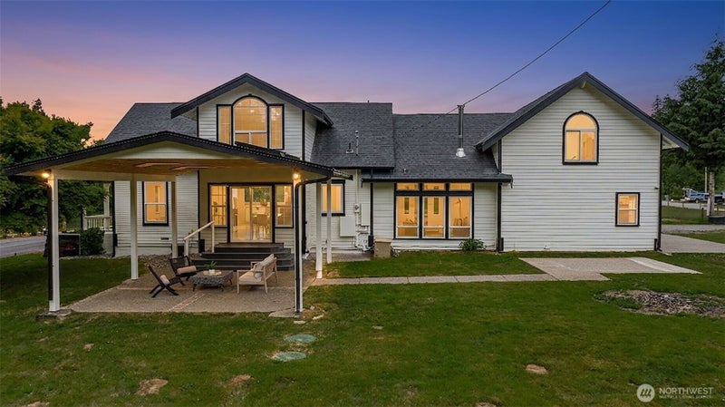 28415 State Route 9 NE NE
