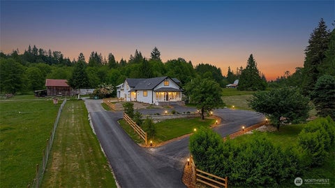 Photo of 28415 State Route 9 NE NE, Arlington, WA 98223 (MLS # 2577059)