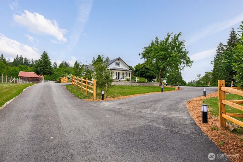 28415 State Route 9 NE NE