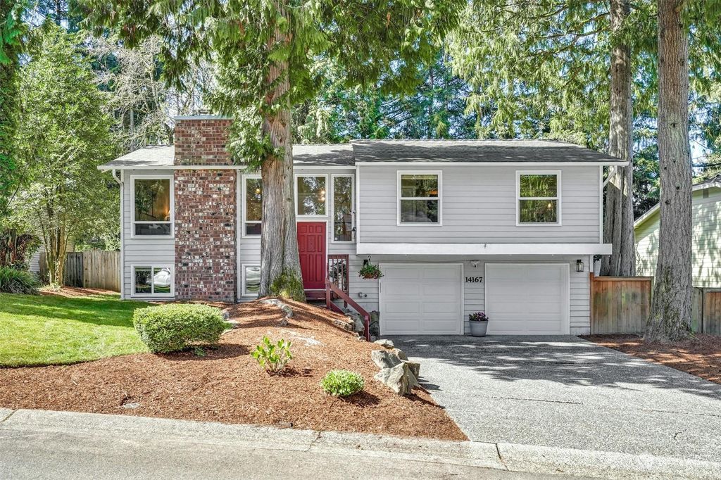 Photo of 14167 91st Court NE, Kirkland, WA 98034 (MLS # 2227187)
