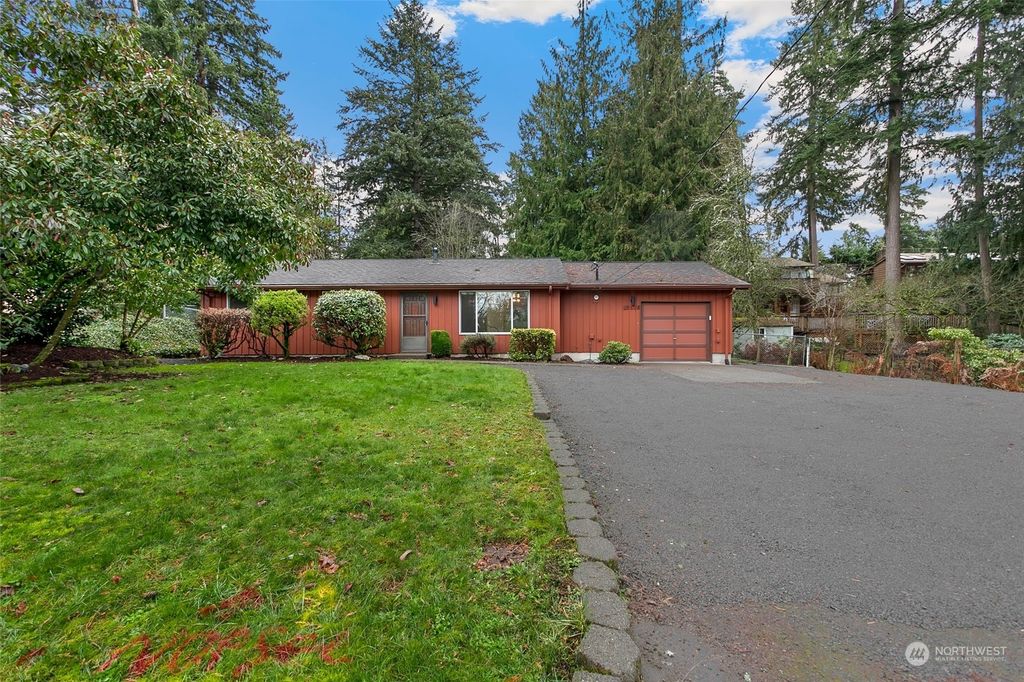 Photo of 13516 181st Avenue SE, Renton, WA 98059 (MLS # 2201910)