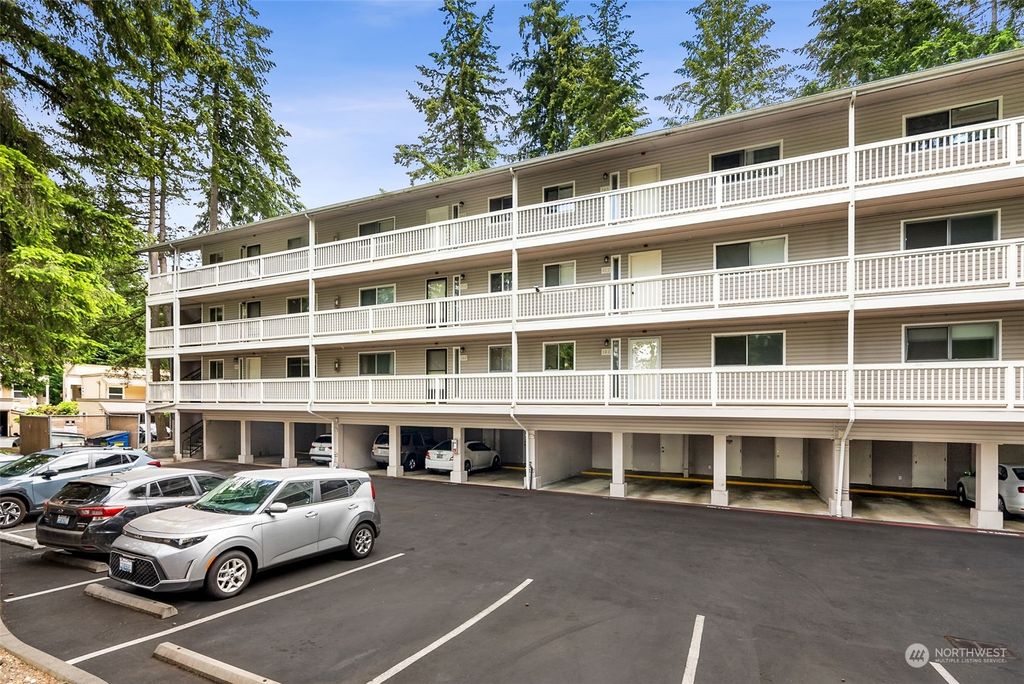 Photo of 14527 NE 40th Street #G103, Bellevue, WA 98007 (MLS # 2254057)