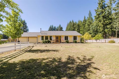 Photo of 231 E Deer Creek Road, Shelton, WA 98584 (MLS # 2437952)
